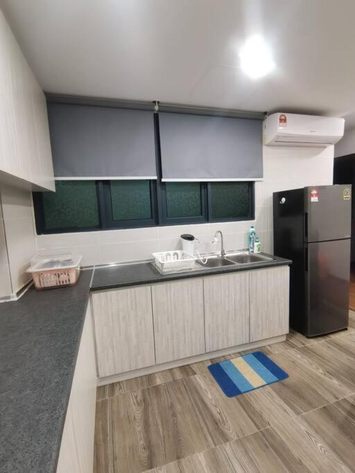teo resident 2 vivacity jazz suite 4 Kuching Exterior foto