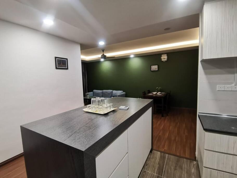 teo resident 2 vivacity jazz suite 4 Kuching Exterior foto
